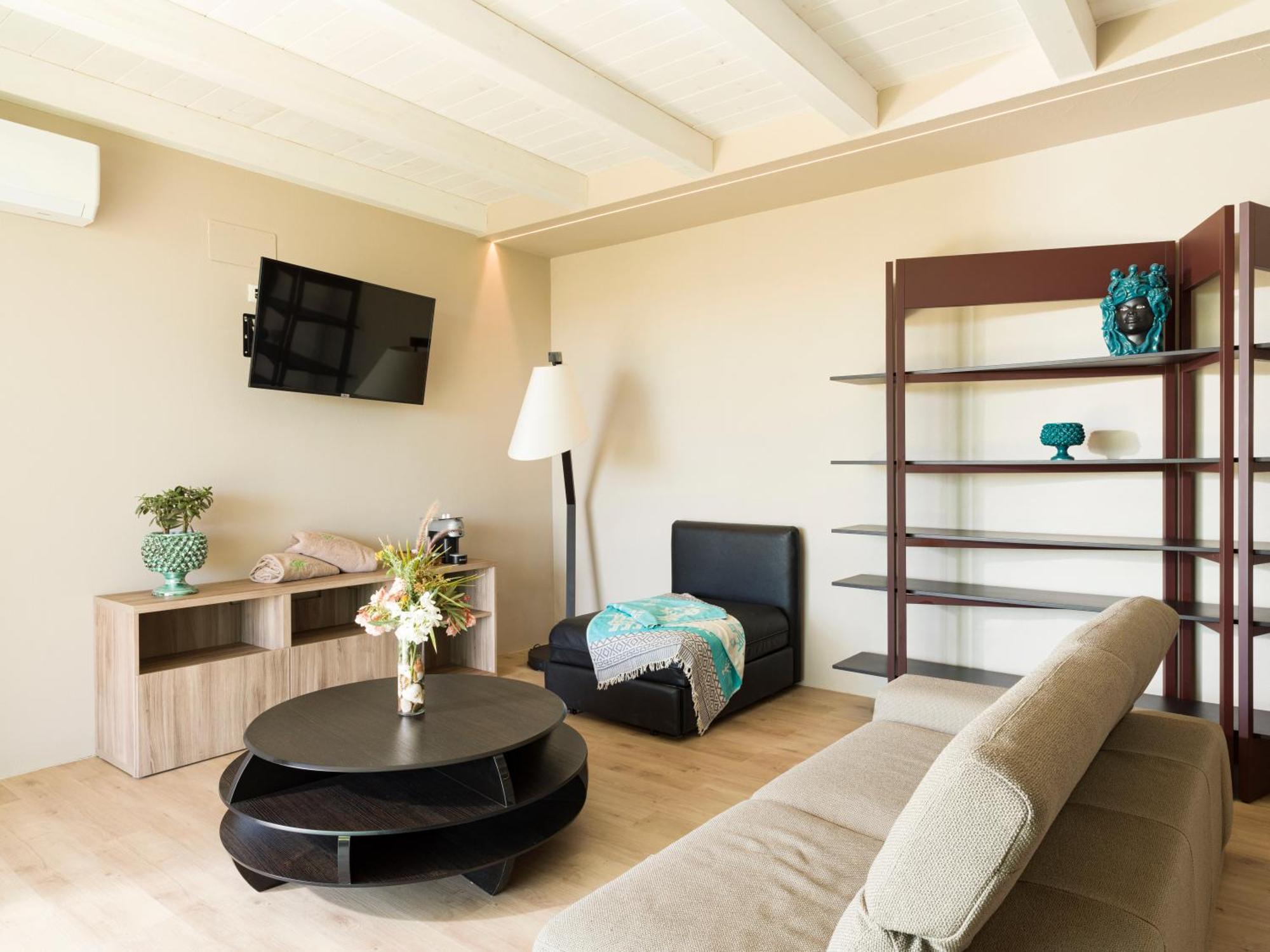 Agua Resort Reitani