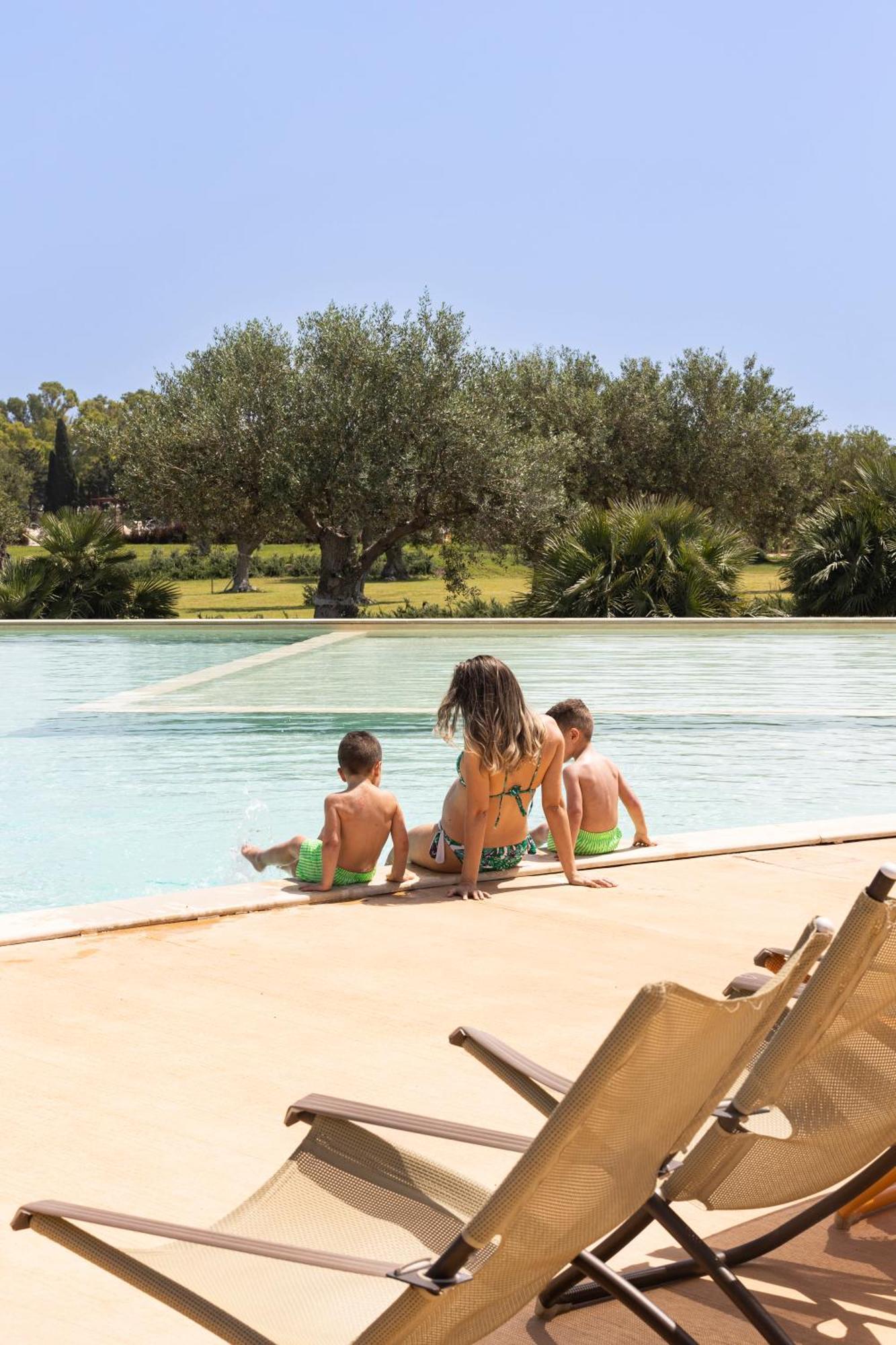 Agua Green 3* Reitani